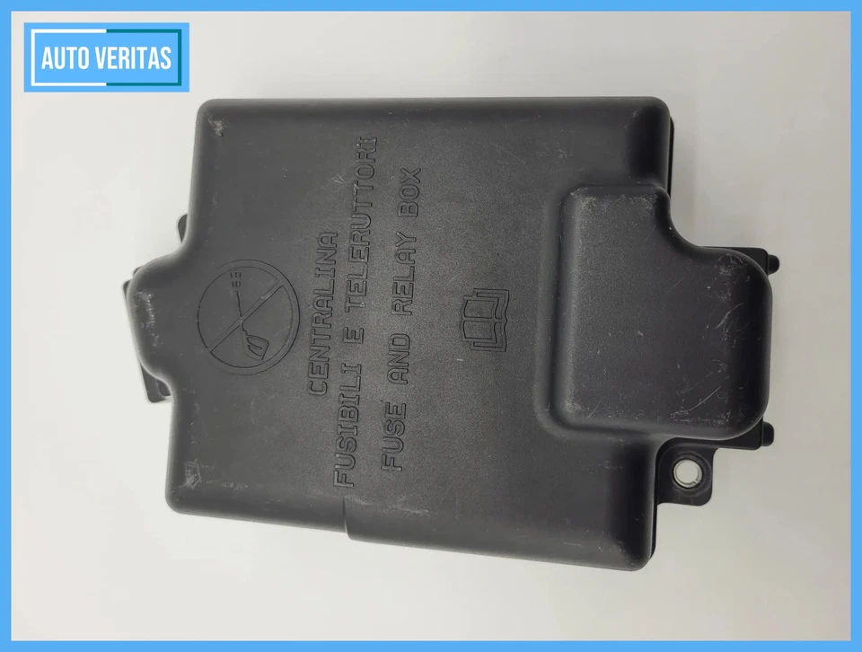 Original Fiat Grande Punto (199) fuse box cover 735471684 - Image 4 of 4