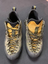 Chaussures d'approche LaSportiva Ganda. Taille 39 1/2. Chaussures d'escalade.