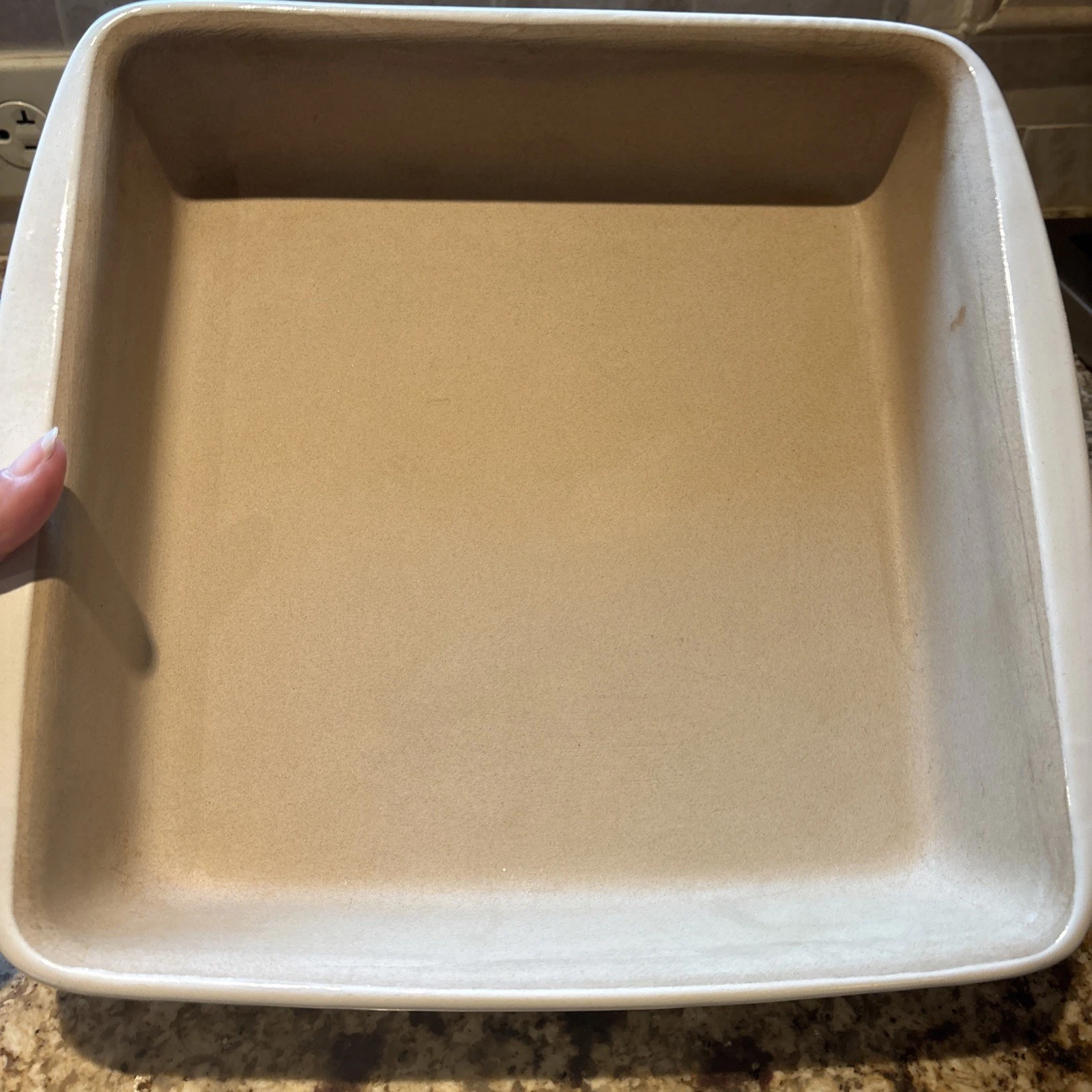 Pampered Chef Family Heritage Stoneware Baker Baking Pan vanilla 9 x 9 X 2.5
