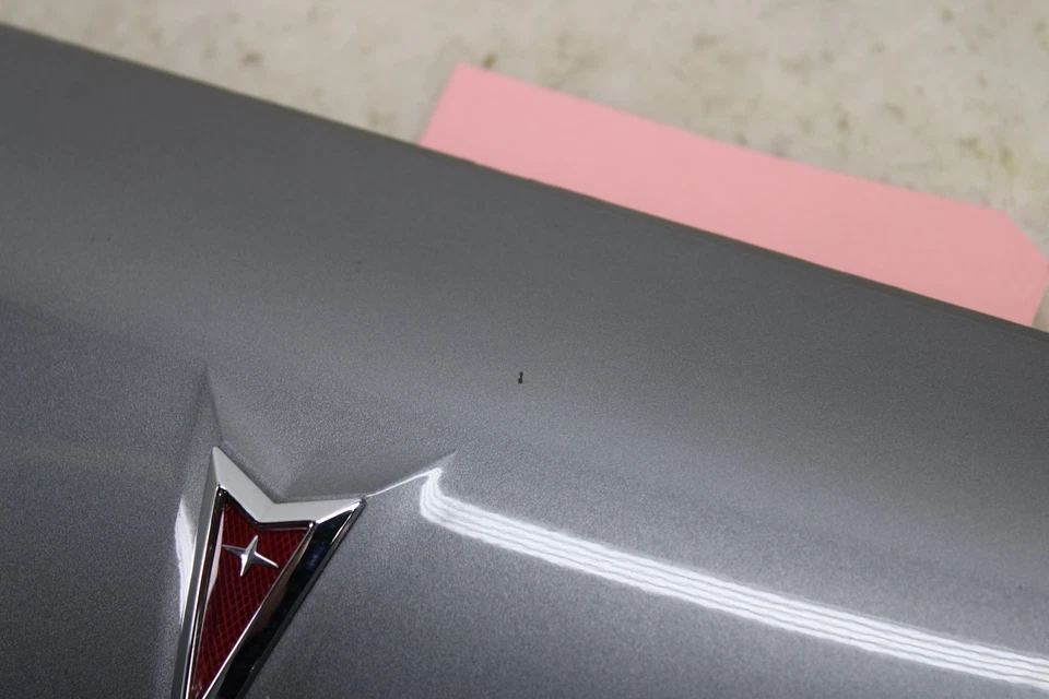 Moldura interior trasera Pontiac Solstice 2006-2009 OEM ME78 Foto 4 de 4