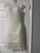 Fashion Nova Women’s White Lace dress, L