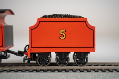 Bachmann HO Scale Thomas Moving Eyes Locomotive Train - Red for