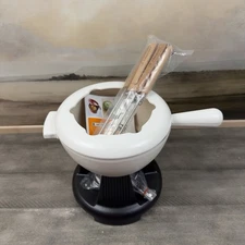 Le Creuset Enameled Cast Iron Fondue Set Matte White Scuffed Read NWOB