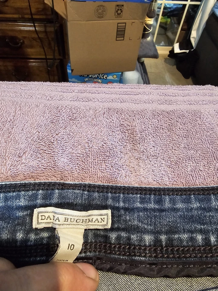 Dana Buchman Capri Jeans Size 10 Womens - Imagem 2 de 4