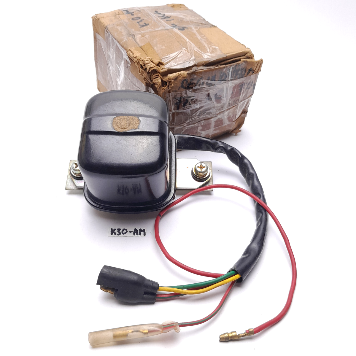 SUZUKI GT125 GT185 レギュレーター / レクチファイヤー 一体式 46