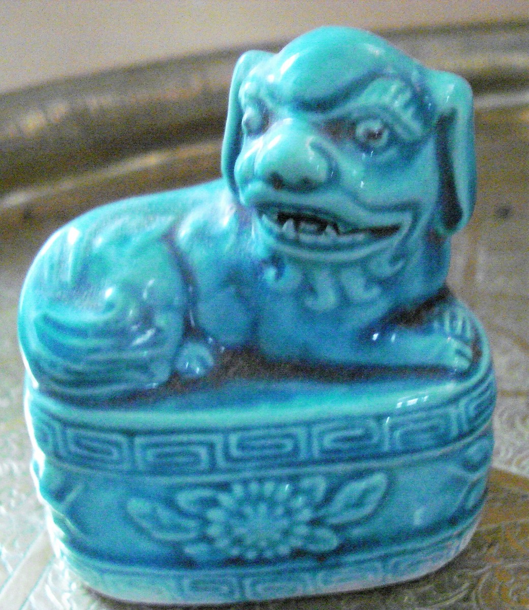 RARE EARLY 1800'S-1900'S CHINESE CYAN BLUE STONEWARE FOO DOG