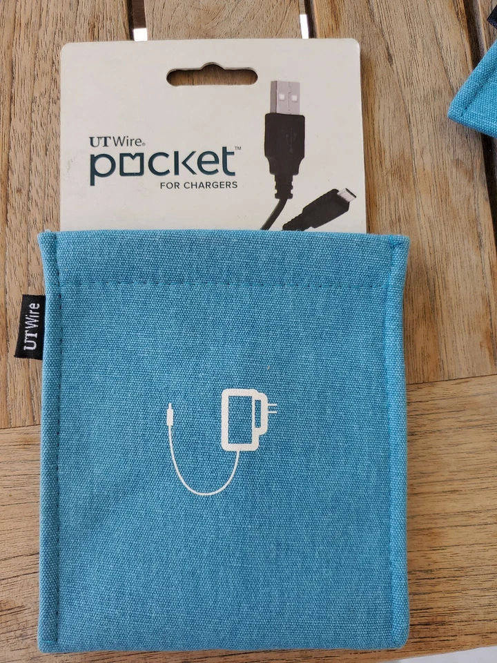 UT Wire Pocket Snap & Store Mobile Charger Case Pouch, Blue - Image 4 of 4
