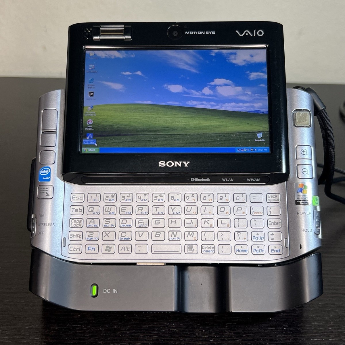 VAIOノートパソコン I5（中古）、4GBのメモリ、SSD128GB、11.6画面、INTEL HDグラフィックス、HDMI、USB 3.0、WINDOWS10, FILMORAX, OFFICE2019, COREL DRAW2021, PHOTOSHOP2021. VAIO ノートパソコン SONY VAIO VJPG11 第8世代Corei5 Office2021付き