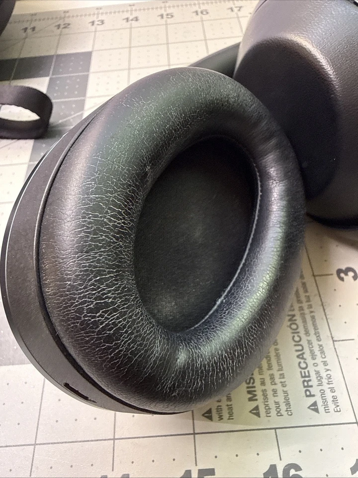 Fones de ouvido Sony MDR-1000X sem fio cancelamento de ruído - Preto testado funcionando - Imagem 4 de 4