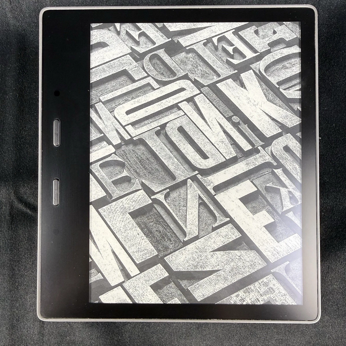 Amazon Kindle Oasis 9th Generation Wi-Fi Tablets & eReaders for