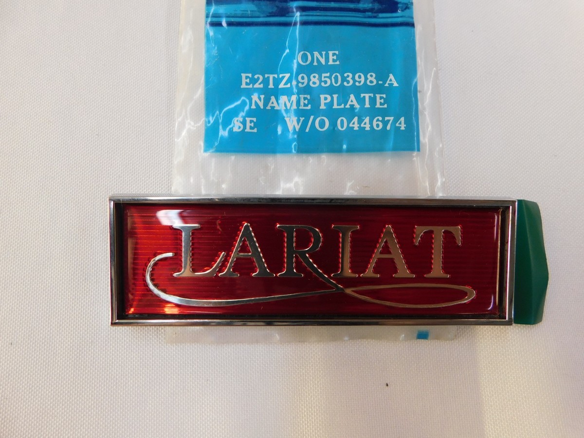 プレート NOS OEM Ford 1980 1986 Bronco Lariat Tailgate Emblem 1981