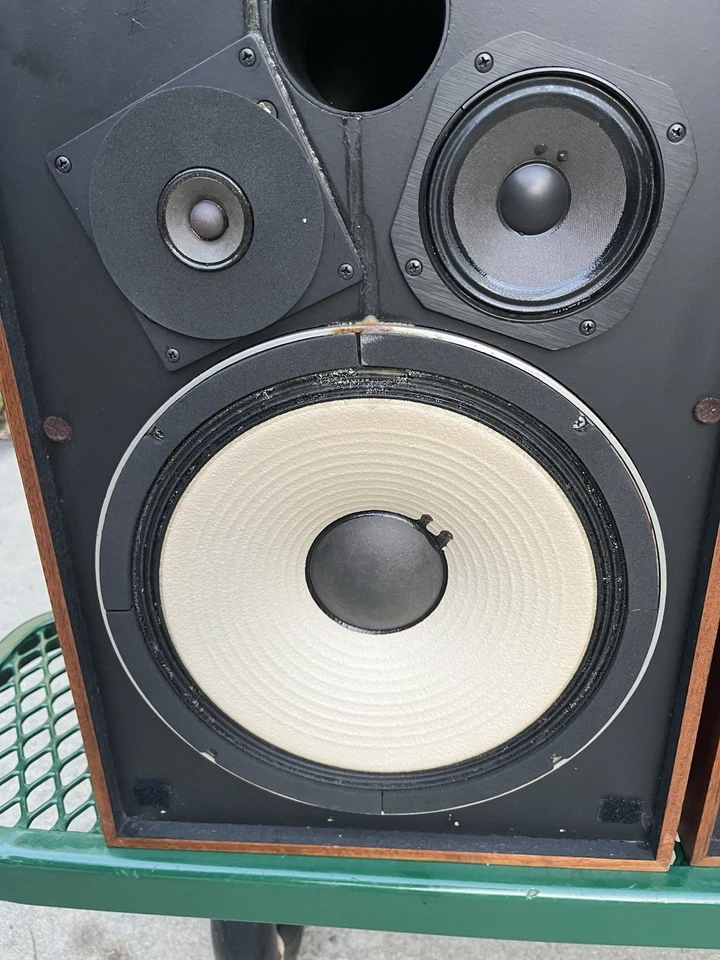 JBL 4311B Studio Speakers pair Jbl 2213H Le25-2 Le5-10 control monitors  - Image 3 of 4