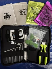 ERNIE BALL-Musicians Toolkit Musicians Toolkit by Ernie Ball + Extras Big Lot