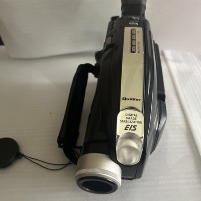 Quasar VM-L153 Camcorder VHSC 700x Digital Zoom (See Description