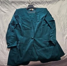 Vintage Women's Worthington 2 PC Skirt Suit. Fully-lined. Aqua. Size 18