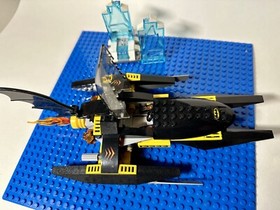 LEGO 76000 DC Comics SuperHeroes Arctic Batman Vs. Mr. Freeze: Aquaman on Ice...
