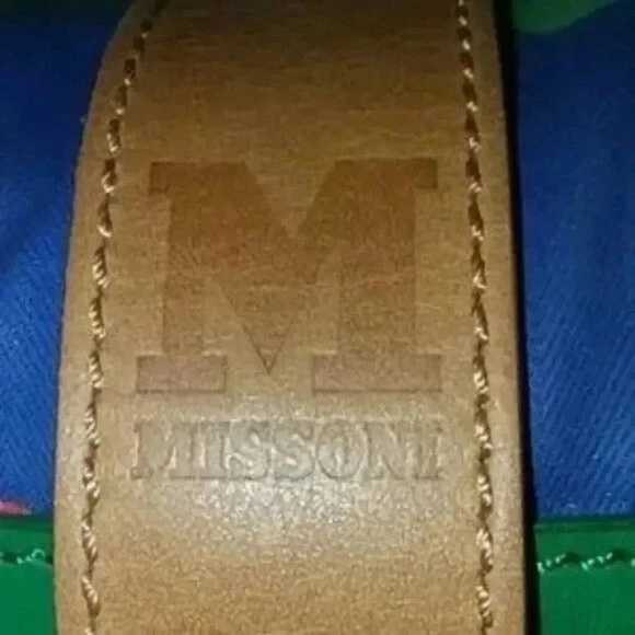 Bolso sin asas M by Missoni azul a lunares y2k vintage barril precio de venta sugerido por el fabricante 498 USD Foto 3 de 4