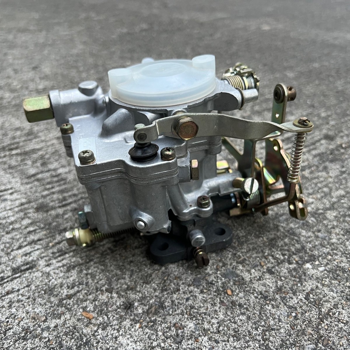 TOYOTA COROLLA KE20 KE30 ENGINE 3K 4K CARBURETOR AISAN GENUINE