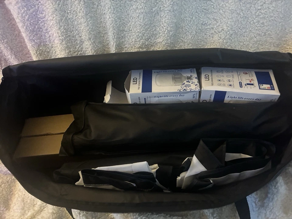 Julius Studio 80W Continuous Lighting Kit with 2 Softbox Light and Carry...case. - Image 2 of 4