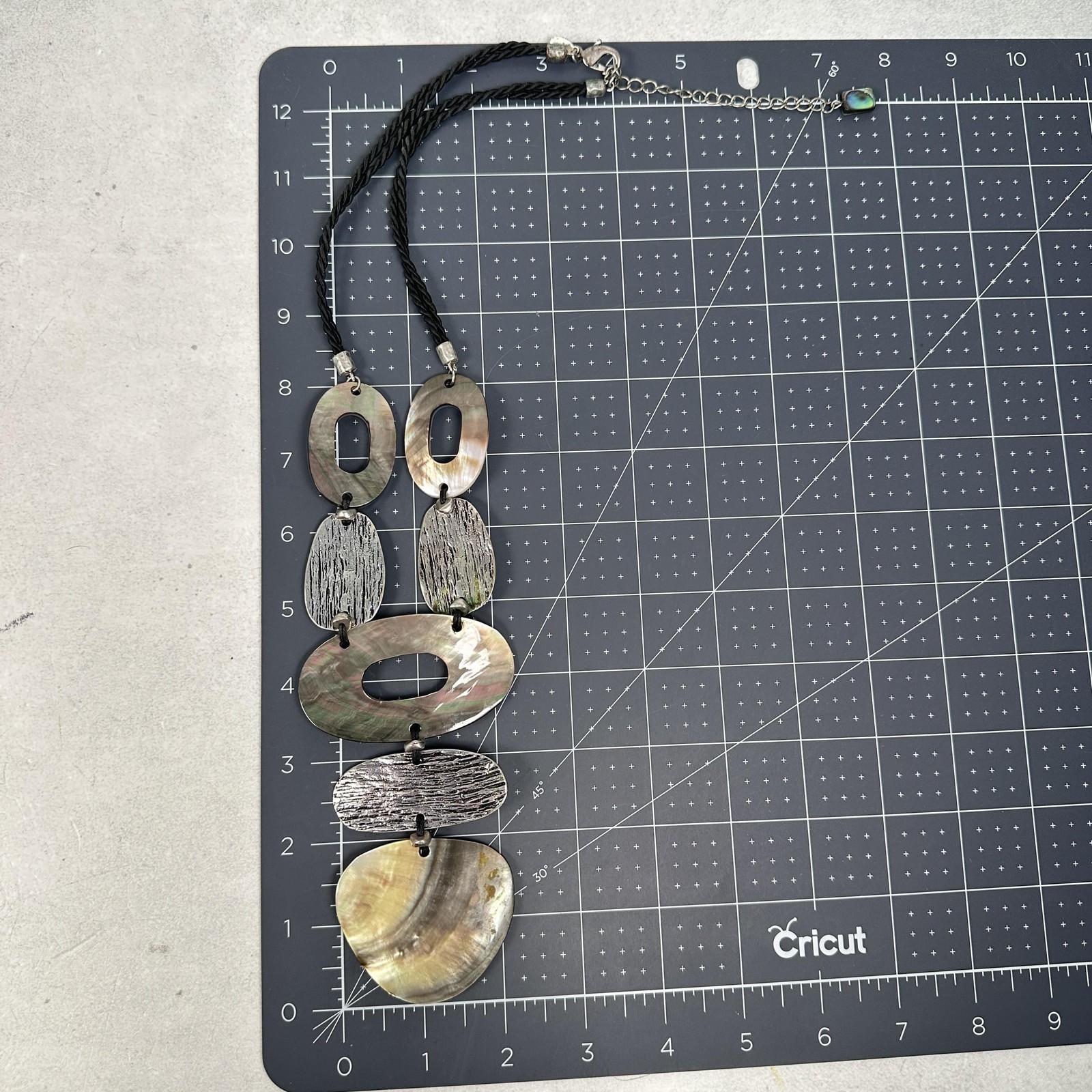 Chico's Statement Bib Necklace Gray Shell Oval Pe… - image 7