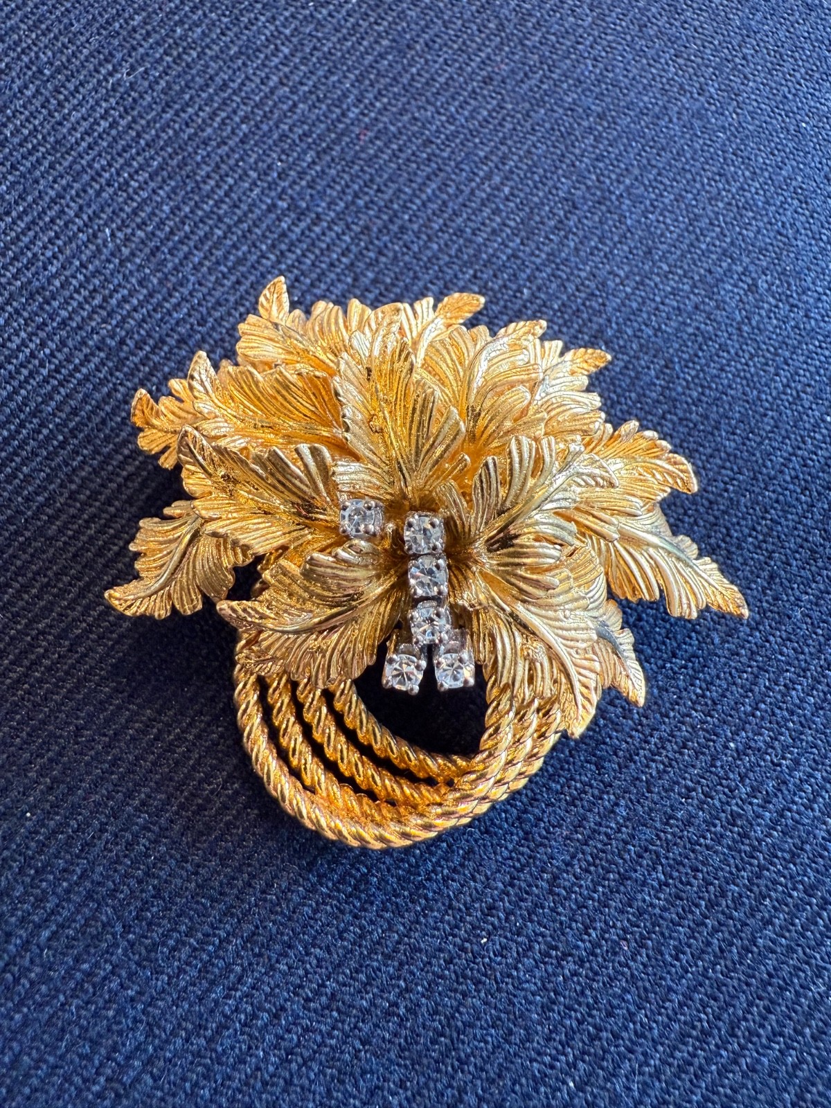 Fabulous 18k Solid Gold Grosse Germany Floral and… - image 1