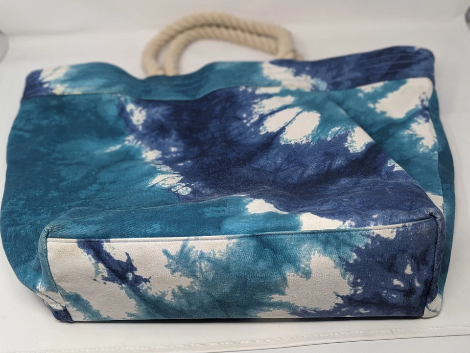 Bolso de Playa Reversible PB Teen Pottery Barn Turquesa/Azul/Blanco Teñido con Corbata Foto 2 de 4