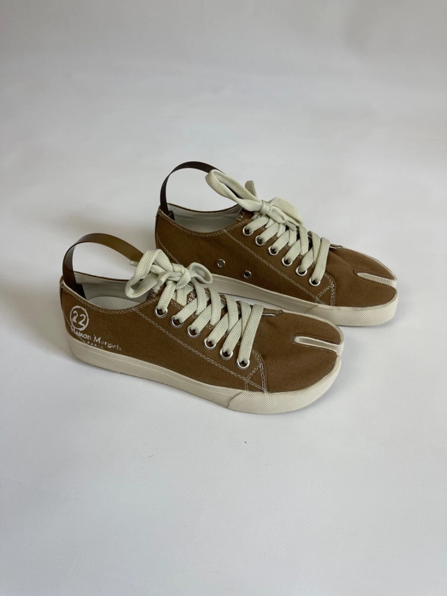 Maison Martin Margiela Tabi low top sneakers MMM