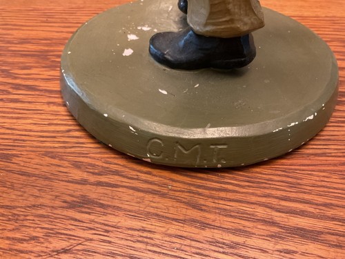 VTG Large Chalkware Figures of Dancing Woman and Man Marked G.M.T - Picture 9 of 10