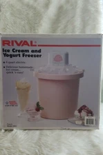 Vintage Rival Ice Cream & Yogurt Freezer Peach 4 Quart Electric Model 8401