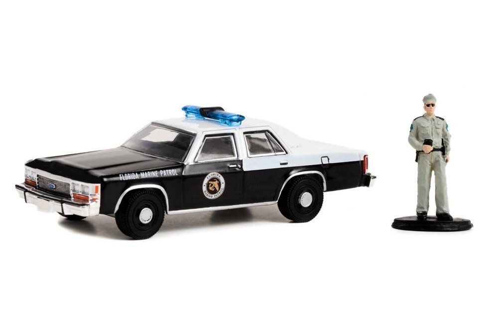 1990 FORD LTD CROWN VICTORIA W/ POLICE OFFICER 1/64 DIECAST CAR