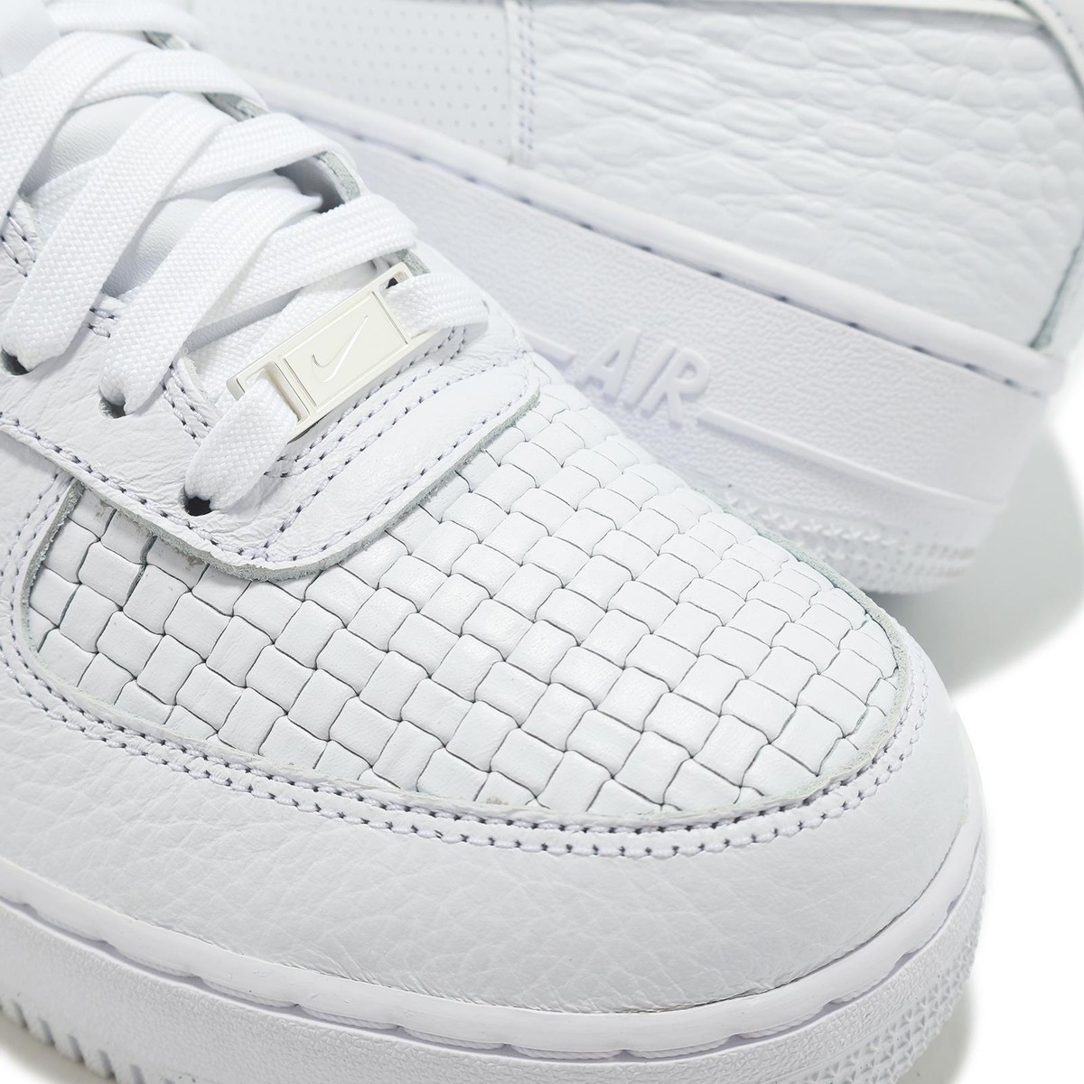 Nike Air Force 1 07 LX AF1 3X Celebration Triple White Men