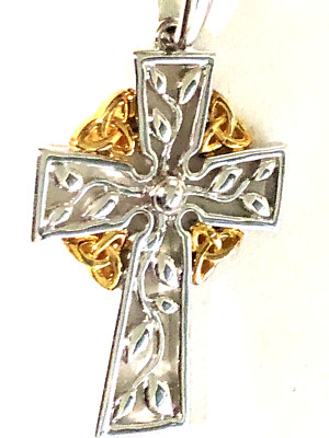 SOLVAR STERLING & 18K YELLOW GOLD PLTD CELTIC CROSS PENDANT W/ CHAIN (M4648-52)