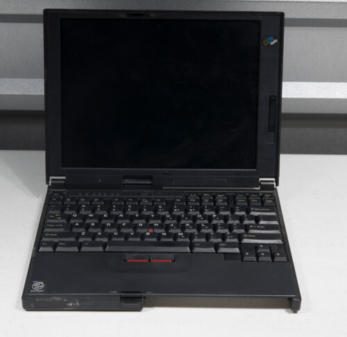 Vintage IBM ThinkPad 560E 2640-40U Pentium 166MHz MMX 48MB Teile/Reparatur NK908 - Bild 1 von 8