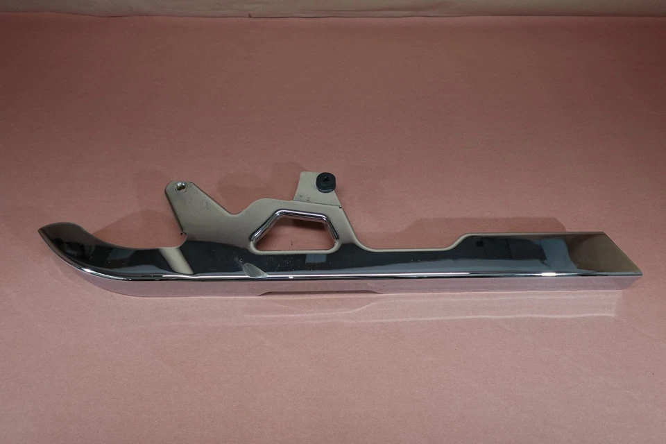 2005-2006 Harley Davidson VRSCSE V-Rod Chrome Upper Belt Guard - Image 4 of 4