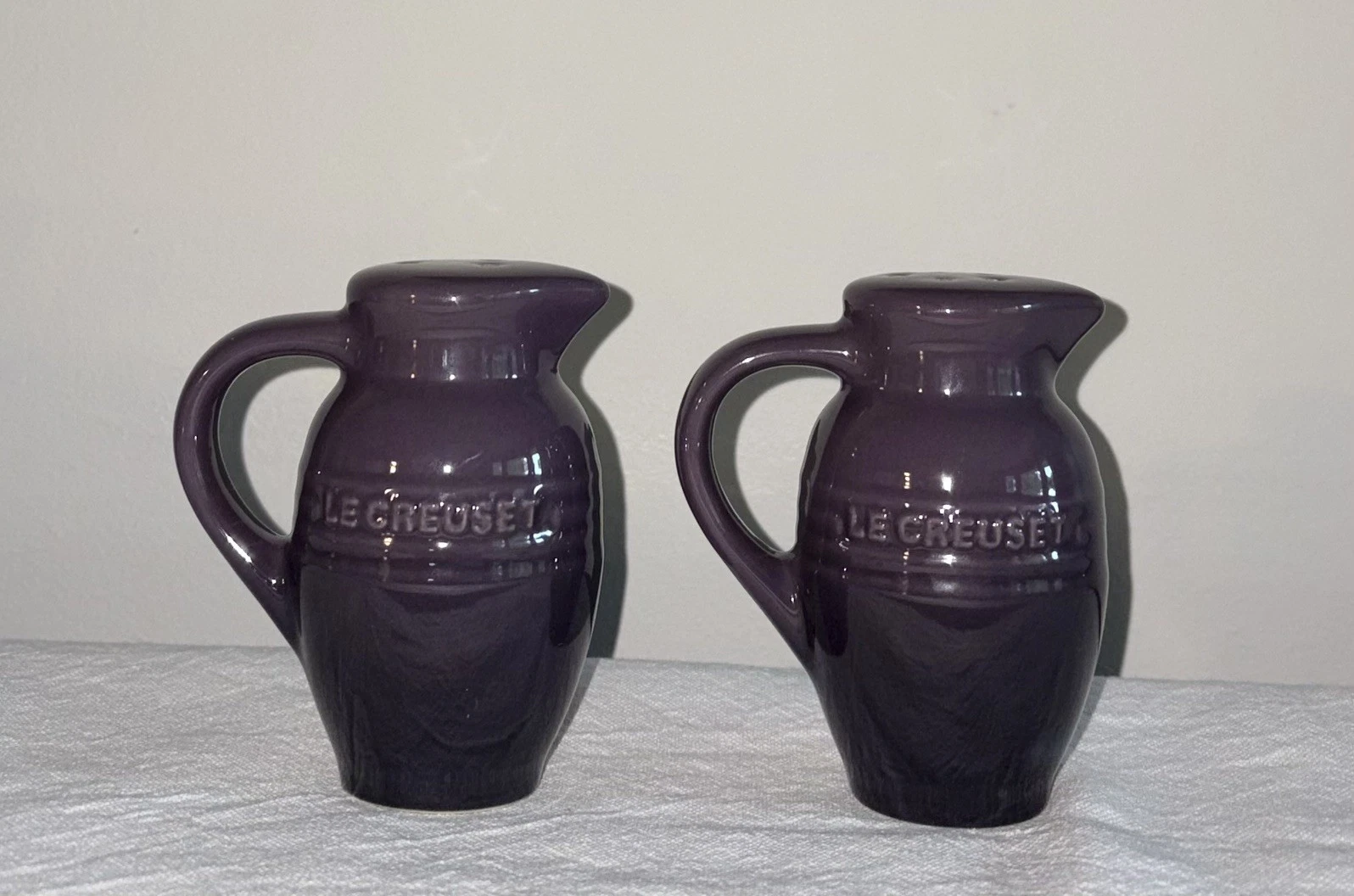 Le Creuset Salt and Pepper Shakers Stoneware Cassis Purple - Retired Color