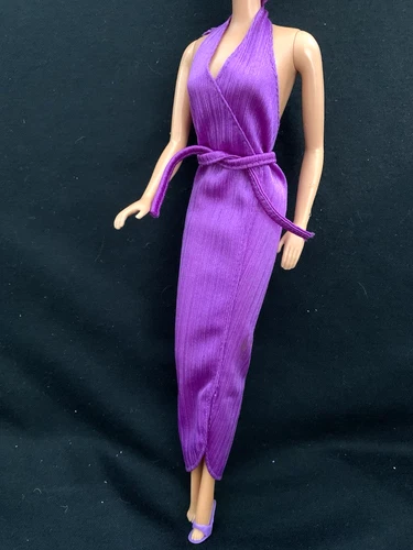 Vintage 1982 Barbie Fashion Fantasy #5544 Purple Dress + one shoe (no doll)
