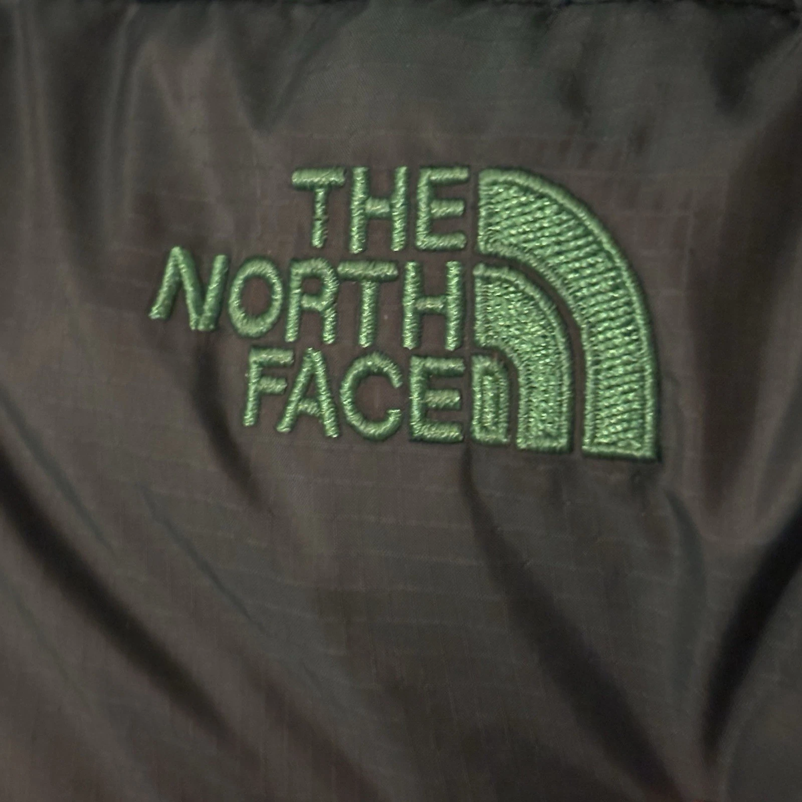 The North Face Aconcagua Men's 550 Down Puffer Jacket Full Zip Green XL - product detail image 3