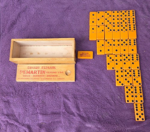 Vintage Butterscotch Dominos w/ stud in Wooden Box - Pemartin Brandy Advertising