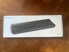 NEW Microsoft Wired Keyboard 600 black model 1576 Factory Sealed