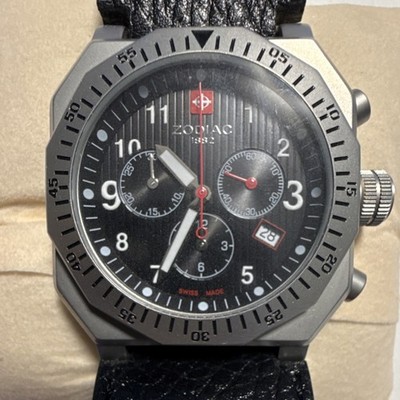 Zodiac Icon Fashion men's chronograph wristwatch, Swiss made, black dial, black 