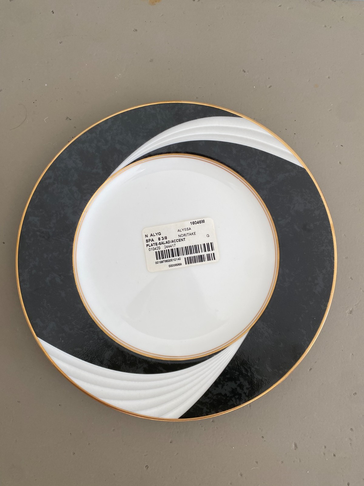 Set of 4 Noritake Alyssa Accent Plates 8 3/8