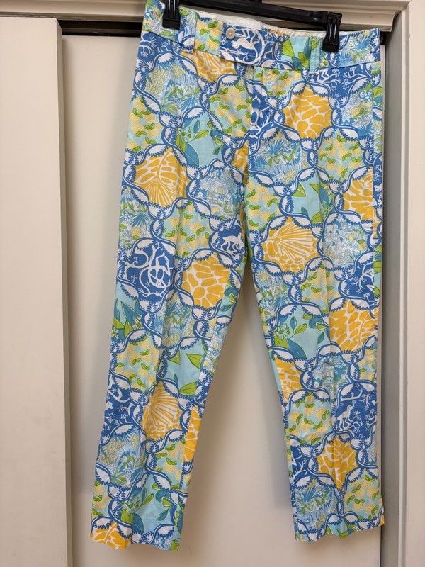 Lilly Pulitzer Cropped Pants--Size 6