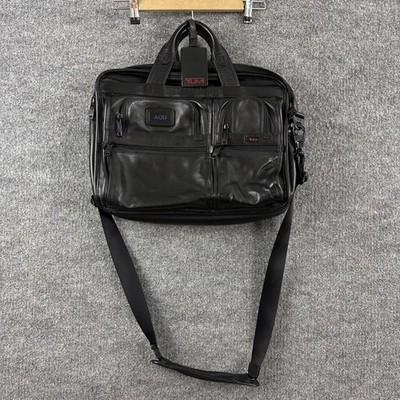 Tumi Expandable Organizer Laptop Briefcase Black Leather Adjustable Strap Office