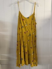 Women’s Yellow Floral, Old Navy Dress in XL New W/out Tags