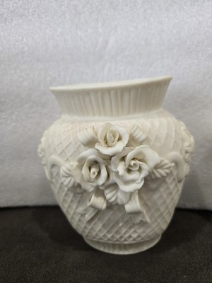Vintage Bisque Porceilain Vase Approx 6''