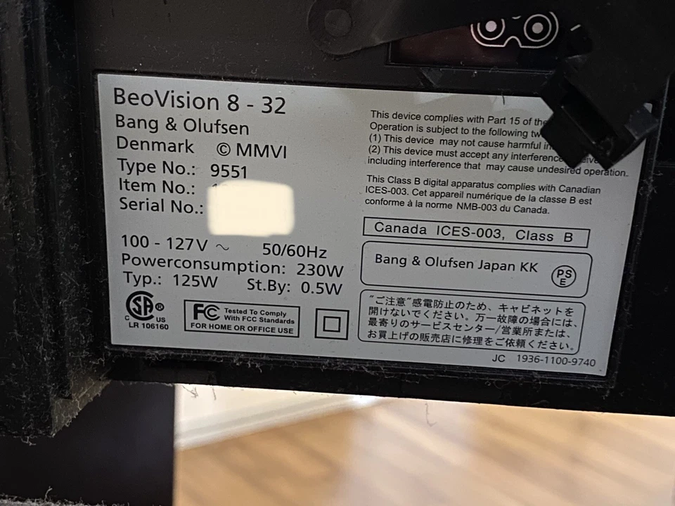 bang & olufsen beo vision 8   32” with bang & olufsen stand & remove control - Image 2 of 4