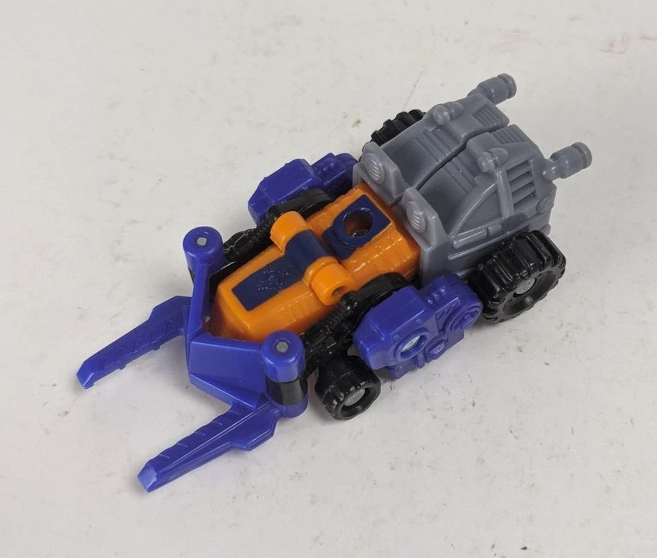 2002 Hasbro Transformers Armada Smokescreen & Buddy Figure - Image 2 of 2