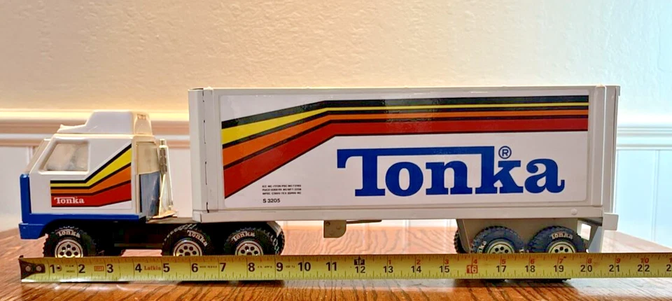 Tonka Semi Trailer Vintage 1978 Blue Cab 21+ Inch Long Door Opens Rainbow 70's - Image 3 of 4
