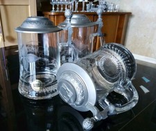 Bierkrug mit Zinndeckel