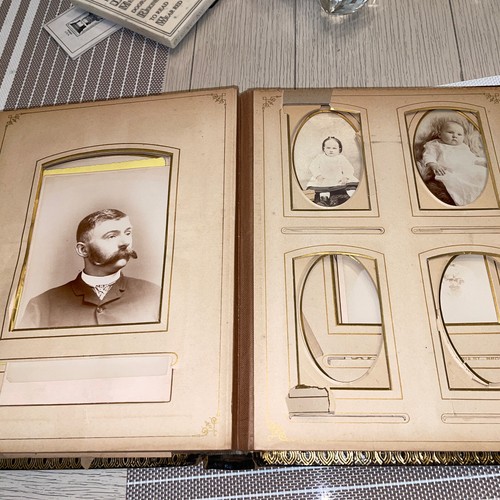 Antico album di carte armadio vittoriano del 1885 pieno di carte armadio - Foto 18 di 21
